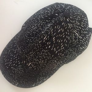 Fabletics Exercise Cap